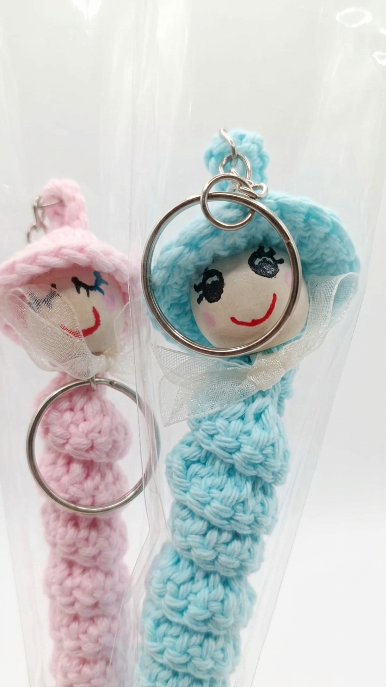 Gusano de la Felicidad artesanal en crochet - imagen 9